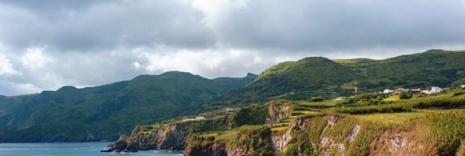 View overlooking the Azorean cliffside with the ocean