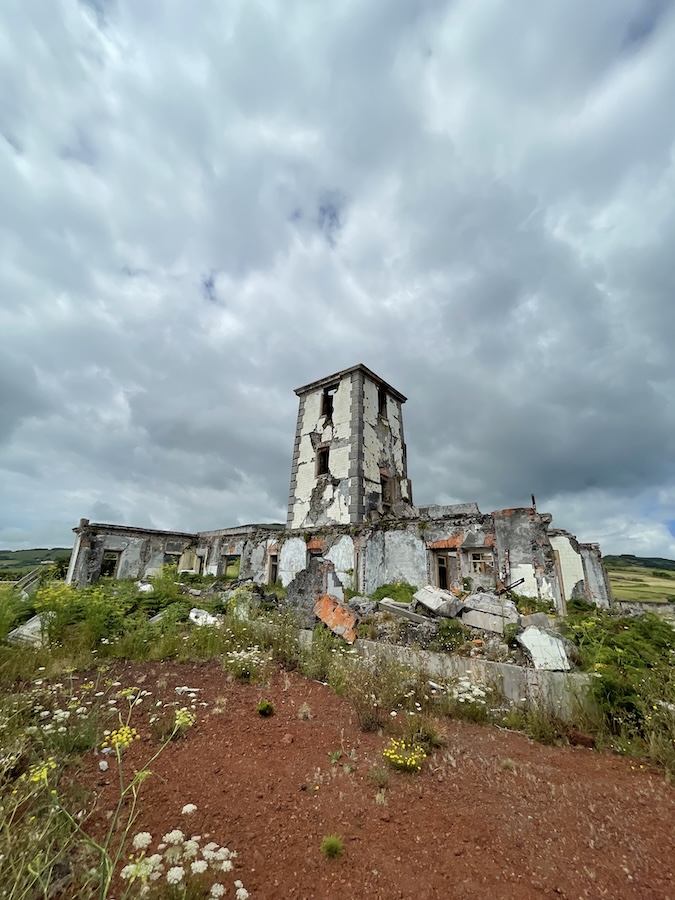 Farol da Ponta da Ribeirinha - a lighthouse destroyed by the earthquake in 1998. The lighthouse still stands but is ruined.  